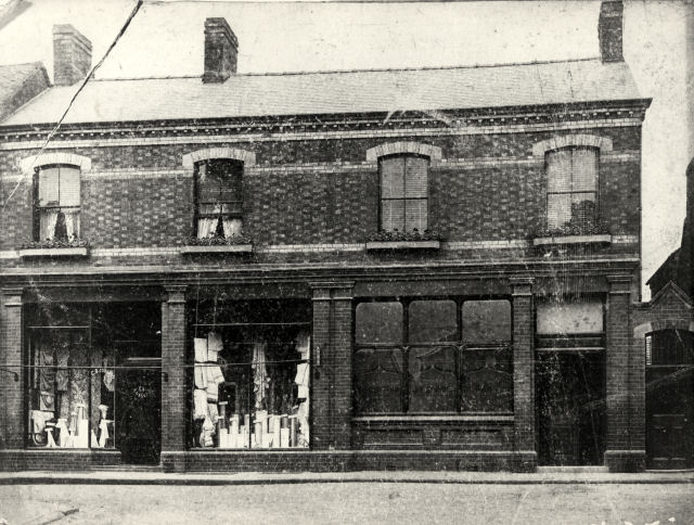 Melbourne branch of Derby & Derbyshire Banking Co, c.1880 © RBS 2018