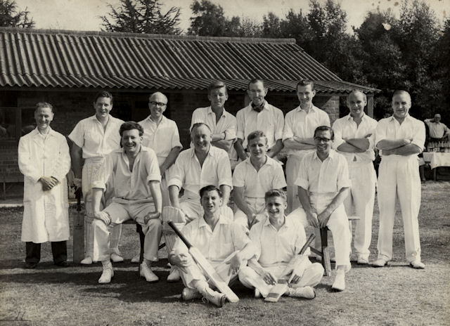The staff cricket team of Lombard Banking Ltd, 1962 © RBS 2018