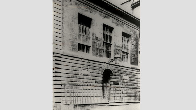 The Bristol head office of Miles, Cave, Baillie & Co in about 1877 © RBS 2018